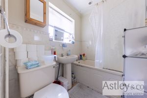 bathroom- click for photo gallery